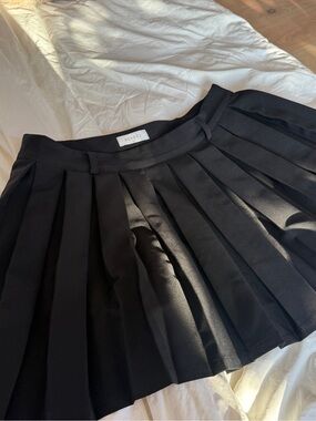 Meshki Black Pleated Mini Skirt